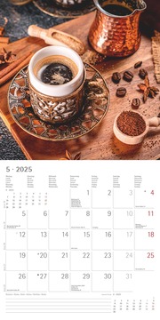 Kaffeegenuss 2025 - Broschürenkalender 30x30 cm (30x60 geöffnet) - Kalender mit Platz für Notizen - Bildkalender - Wandplaner - Küchenkalender - Illustrationen 5