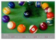 Freizeit Billard - Queue, Kugeln, Kreide und Tisch (Wandkalender 2024 DIN A2 quer), CALVENDO Monatskalender - Abbildung 9